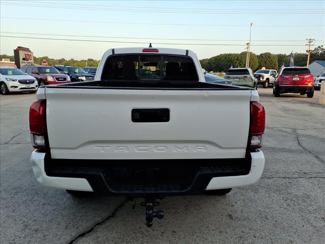 2022 Toyota Tacoma SR photo 4