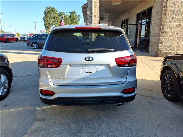 2020 Kia Sorento LX V6 photo 4