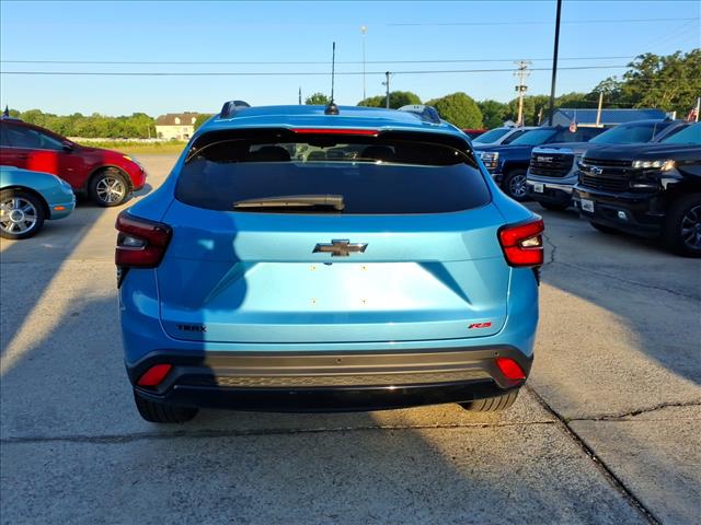 2025 Chevrolet Trax RS photo 4