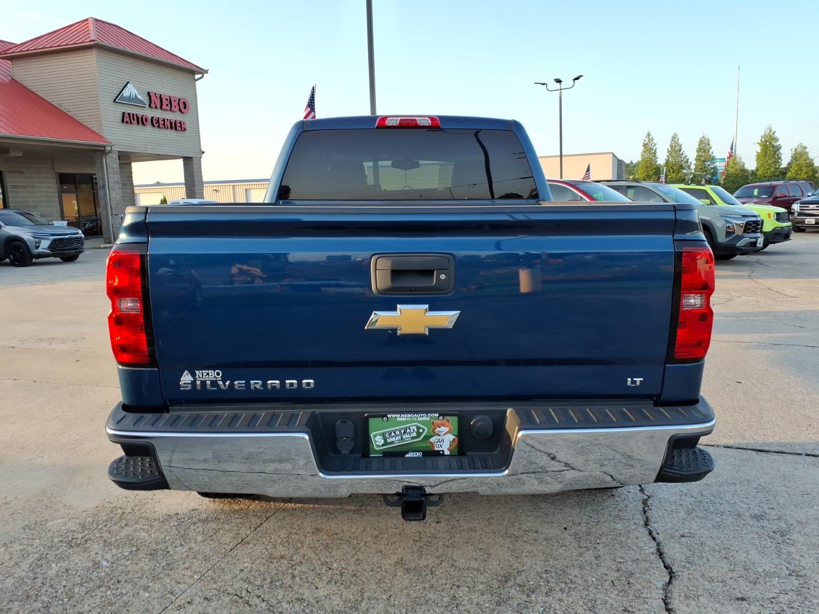 2016 Chevrolet Silverado 1500 LT photo 4