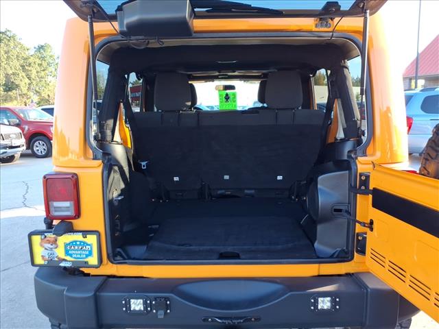 2012 Jeep Wrangler Unlimited Rubicon photo 5