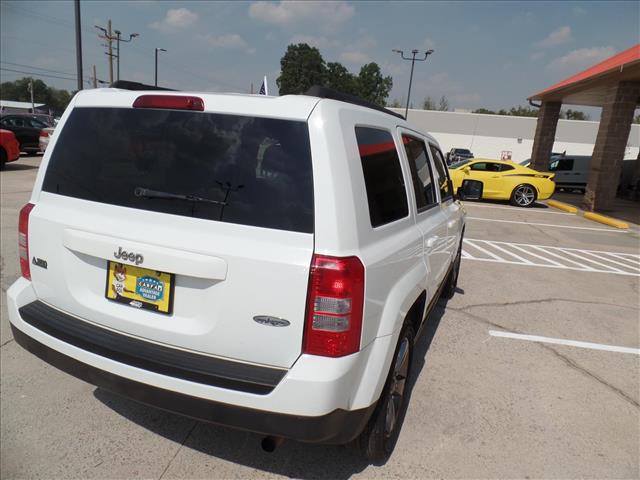 2015 Jeep Patriot High Altitude Edition photo 5