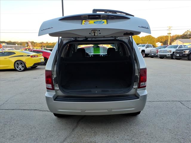 2009 Jeep Grand Cherokee Laredo photo 5