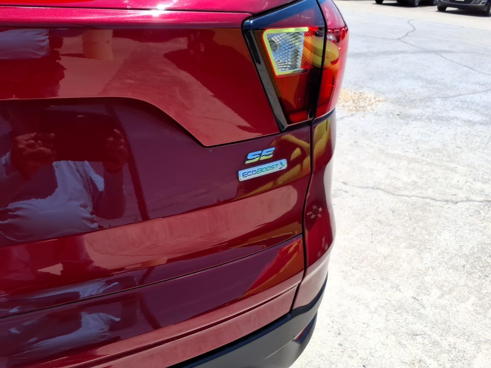 2019 Ford Escape SE photo 5