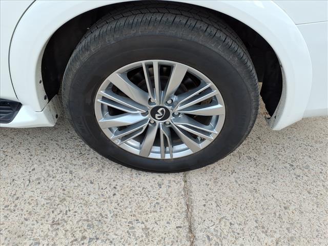 2018 INFINITI QX80 Base photo 6