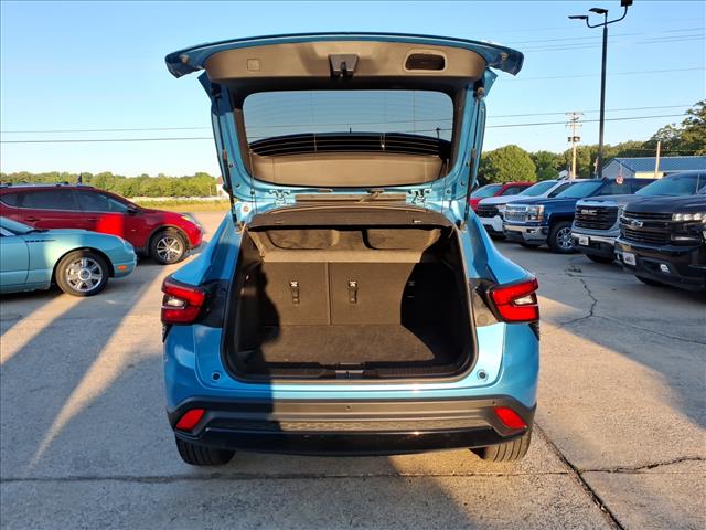 2025 Chevrolet Trax RS photo 6