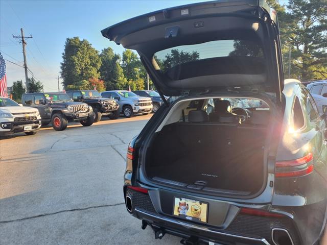 2023 Genesis GV70 2.5T Standard
