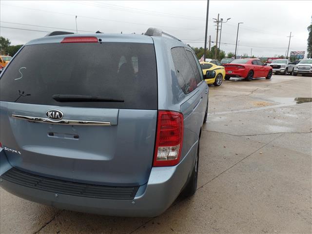 2014 Kia Sedona LX photo 6