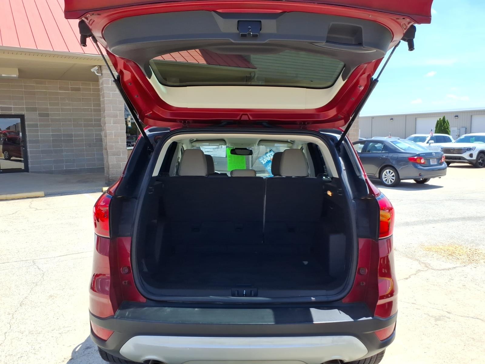 2019 Ford Escape SE photo 6
