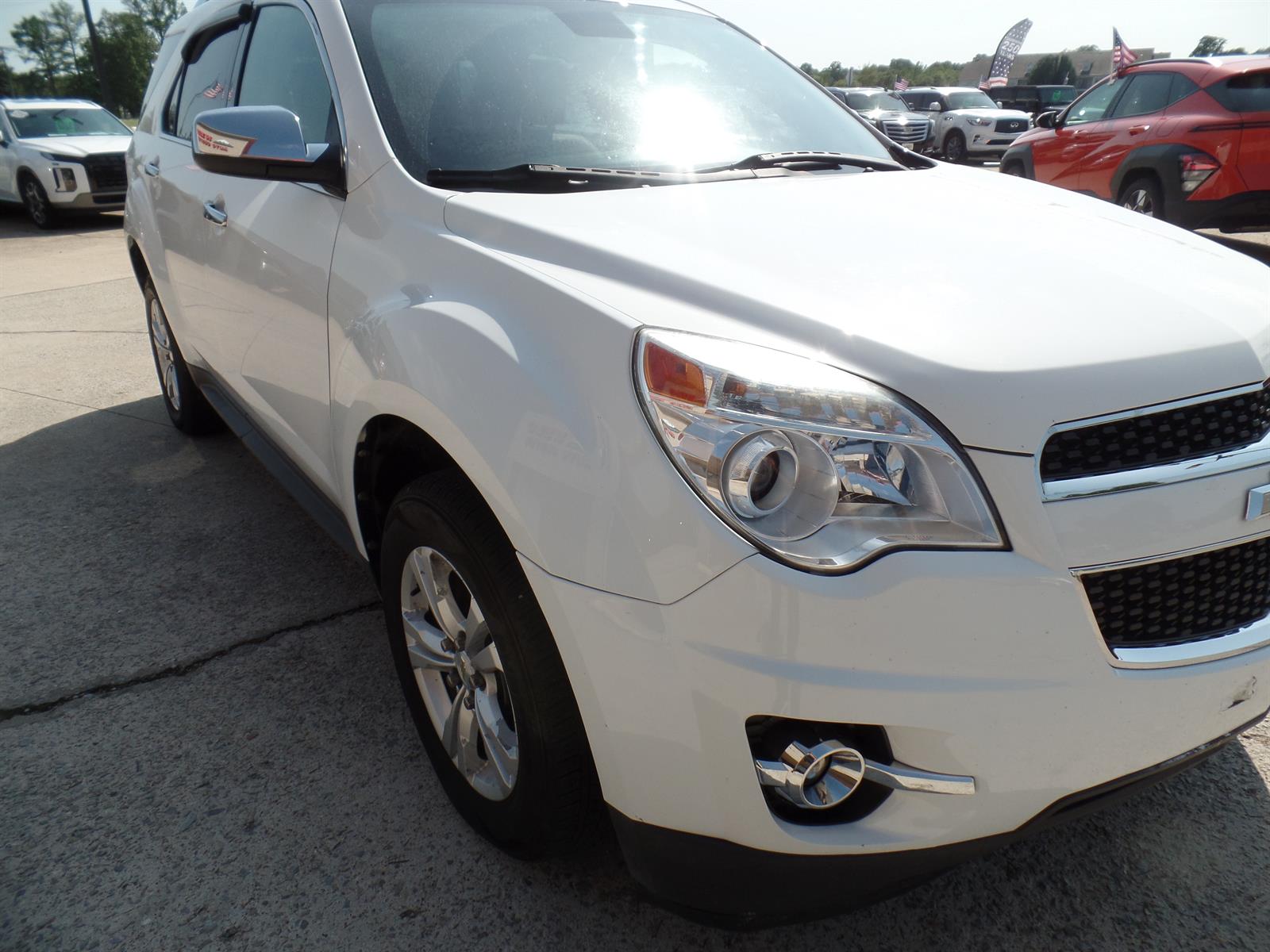 View vehicle photo 6
