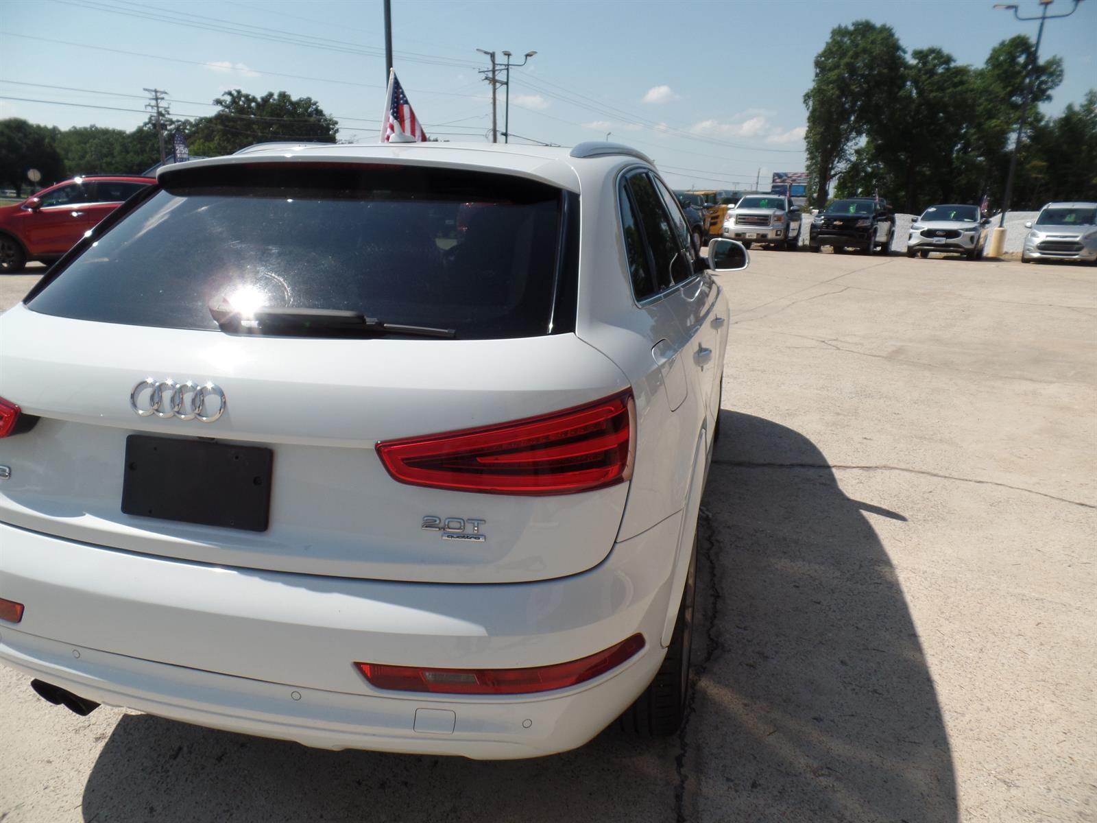 2015 Audi Q3 2.0T quattro Premium Plus photo 6