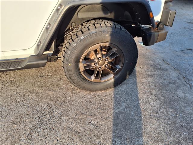 2016 Jeep Wrangler Unlimited Sahara 75th Anniversary