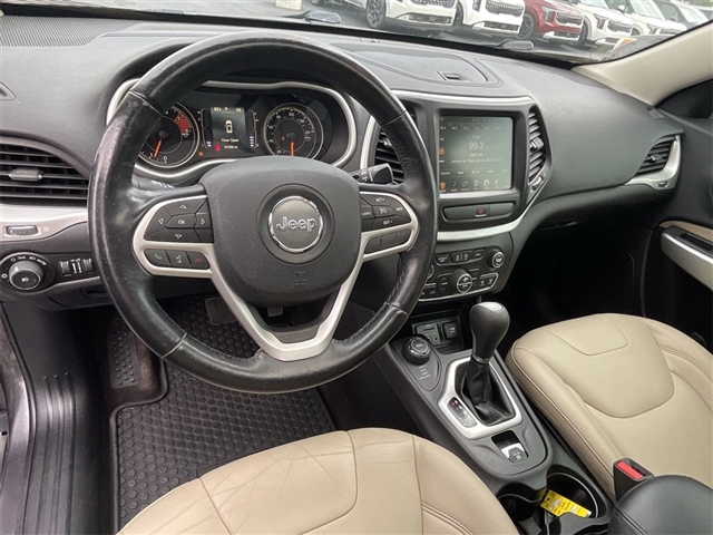 2017 Jeep Cherokee Latitude