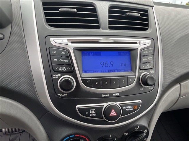 2013 Hyundai ACCENT GLS