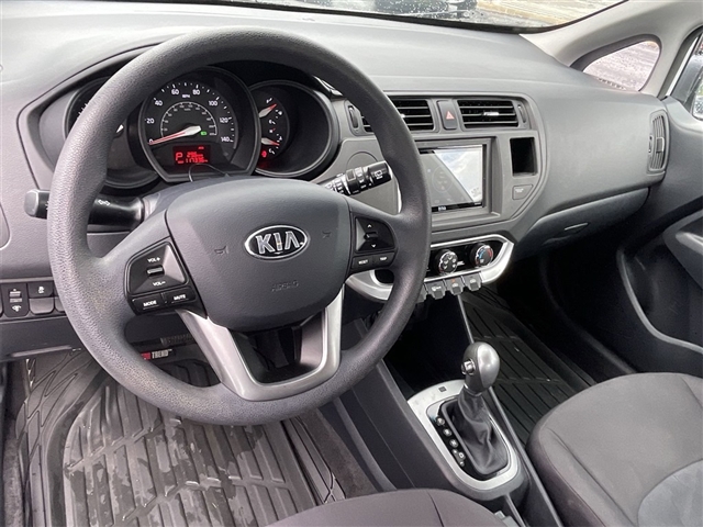 2015 Kia Rio 5-Door LX