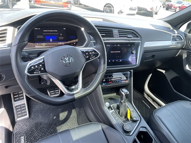 2022 Volkswagen Tiguan 2.0T SE R-Line Black