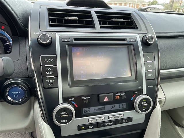 2012 Toyota Camry Hybrid XLE