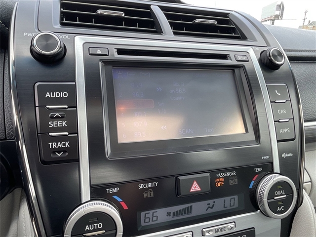 2012 Toyota Camry Hybrid XLE