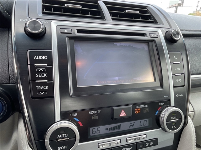 2012 Toyota Camry Hybrid XLE
