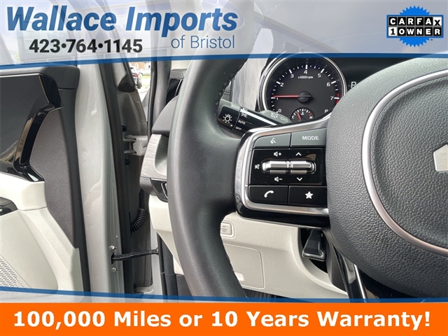 2024 Kia Carnival EX