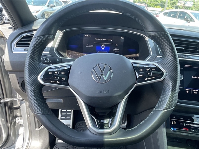 2022 Volkswagen Tiguan 2.0T SE R-Line Black