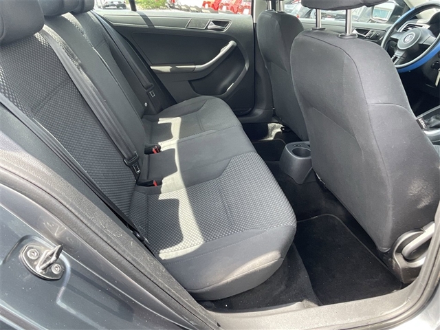 2011 Volkswagen Jetta 2.0L Base 2.0