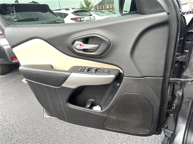 2017 Jeep Cherokee Latitude