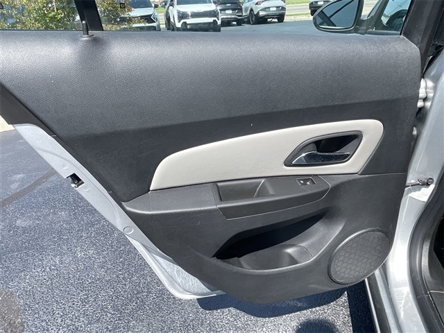 2013 Chevrolet Cruze LS