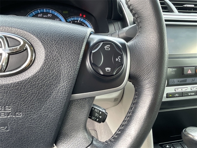 2012 Toyota Camry Hybrid XLE