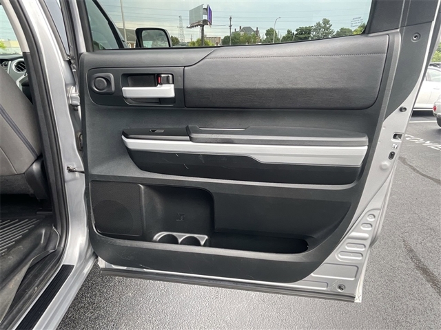 2018 Toyota Tundra SR5