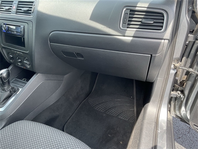 2011 Volkswagen Jetta 2.0L Base 2.0