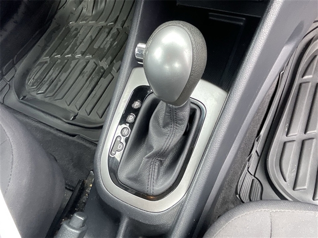 2015 Kia Rio 5-Door LX