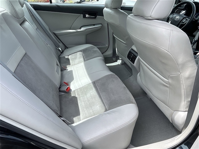 2012 Toyota Camry Hybrid XLE