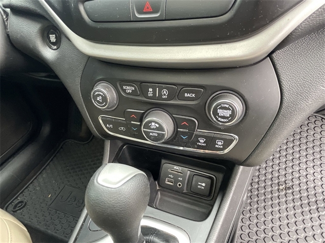 2017 Jeep Cherokee Latitude