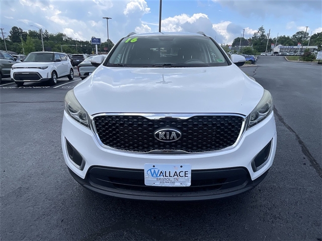 2016 Kia Sorento LX