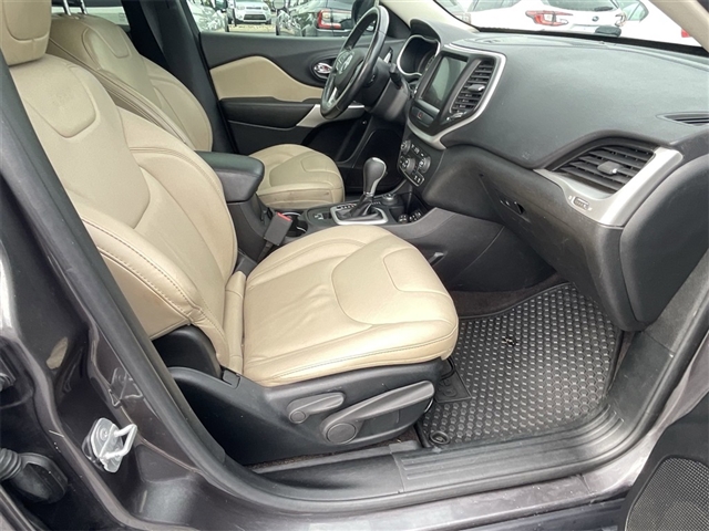 2017 Jeep Cherokee Latitude
