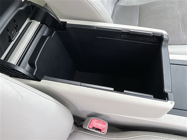 2012 Toyota Camry Hybrid XLE