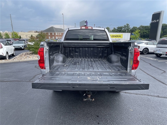 2018 Toyota Tundra SR5