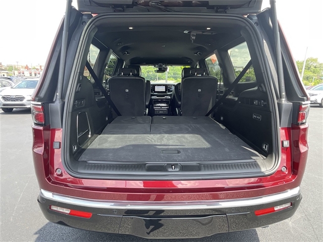 2022 Jeep Wagoneer Series II