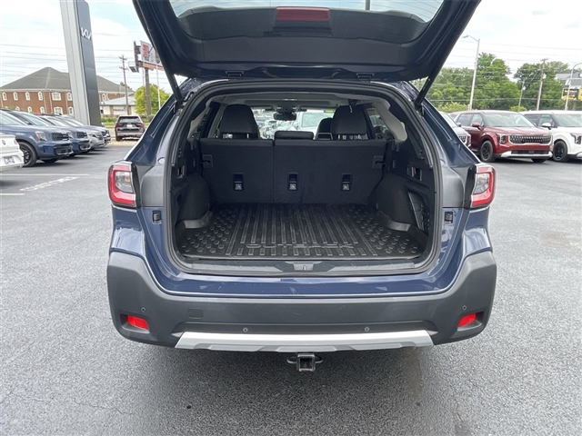 2023 Subaru Outback Touring XT