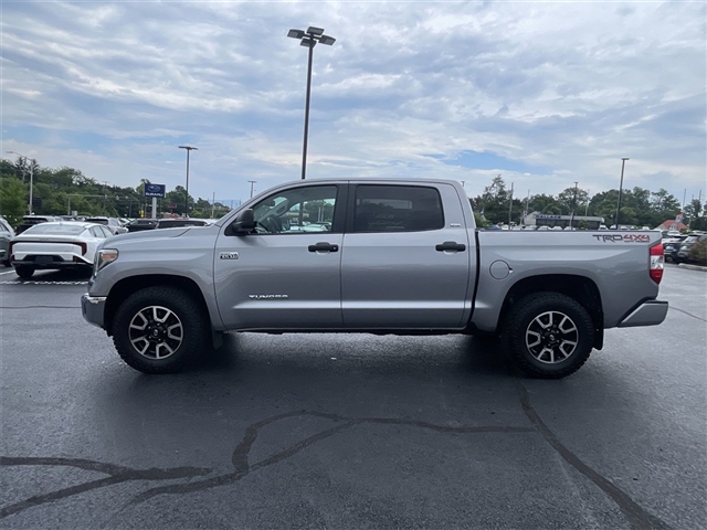 2018 Toyota Tundra SR5