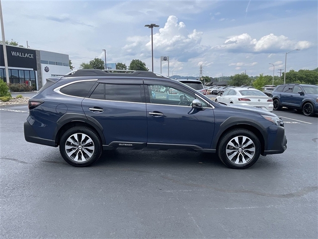 2023 Subaru Outback Touring XT