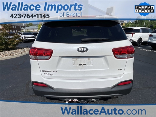 2016 Kia Sorento LX