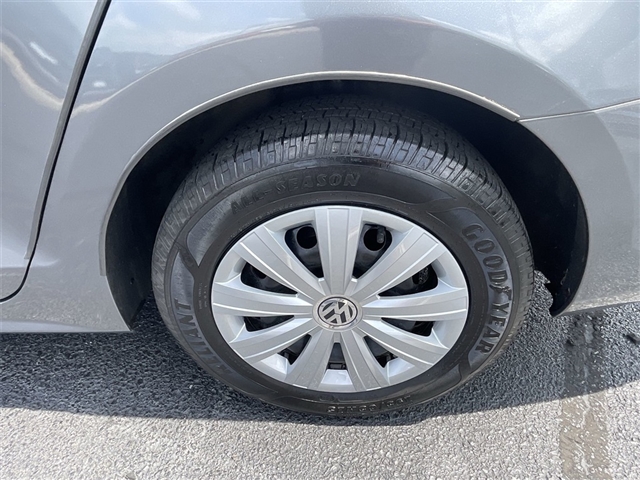 2011 Volkswagen Jetta 2.0L Base 2.0
