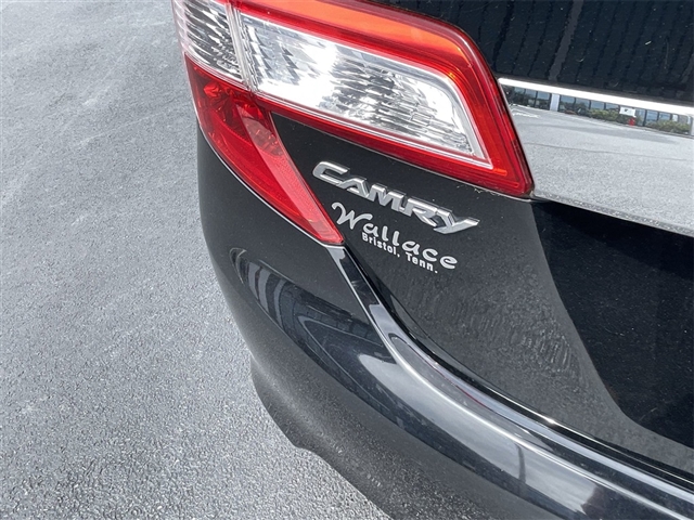 2012 Toyota Camry Hybrid XLE