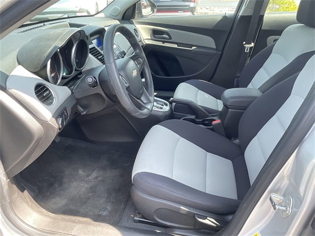 2013 Chevrolet Cruze LS