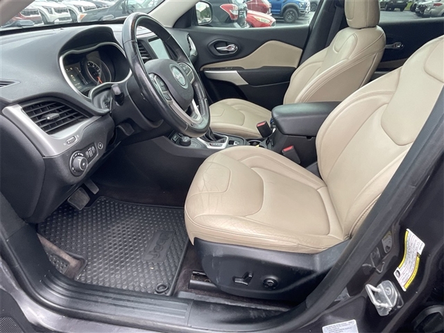 2017 Jeep Cherokee Latitude