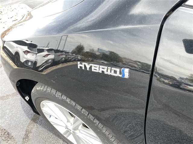 2012 Toyota Camry Hybrid XLE