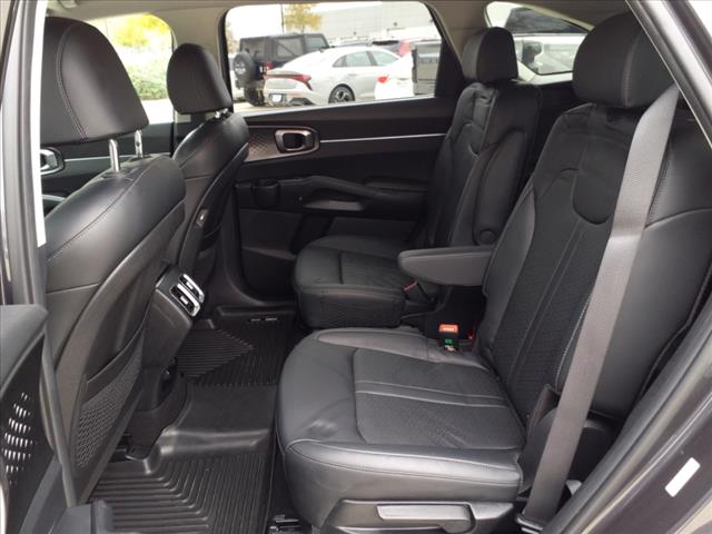 2023 Kia Sorento Hybrid EX