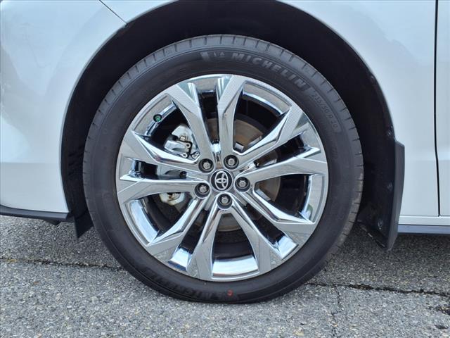 2024 Toyota Sienna Platinum 7-Passenger